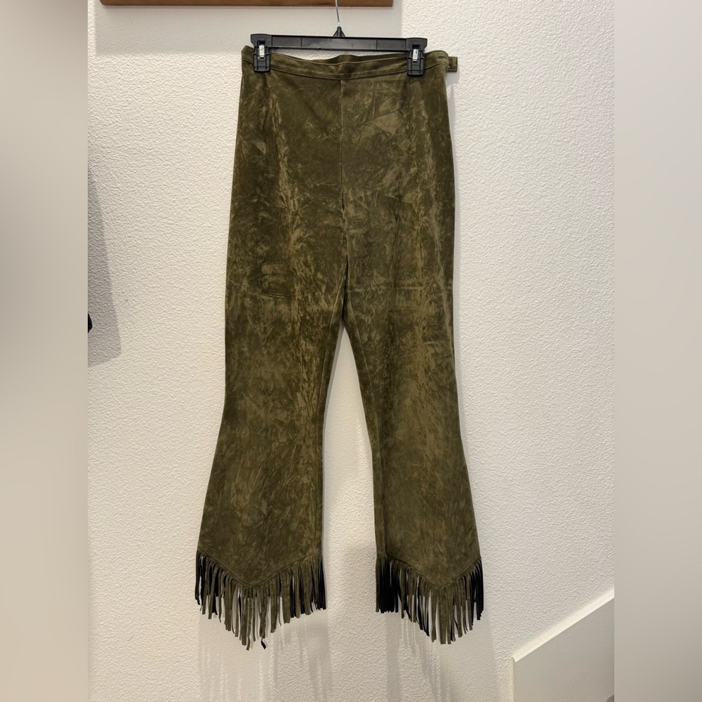 On Nest Pas Des ANGES Olive Green Fringe Pants - Picture 2 of 16